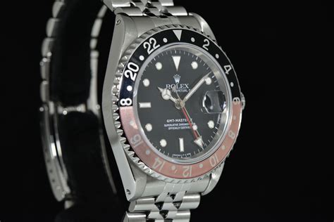 rolex con ghiera rossa e nera|Sito ufficiale Rolex.